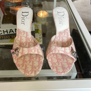 DIOR woman’s sandals